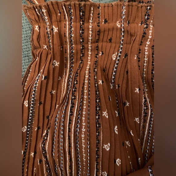 Gianni Bini Midi Skirt with Adjustable Over-the-Shoulder straps Size XL - Picture 7 of 7